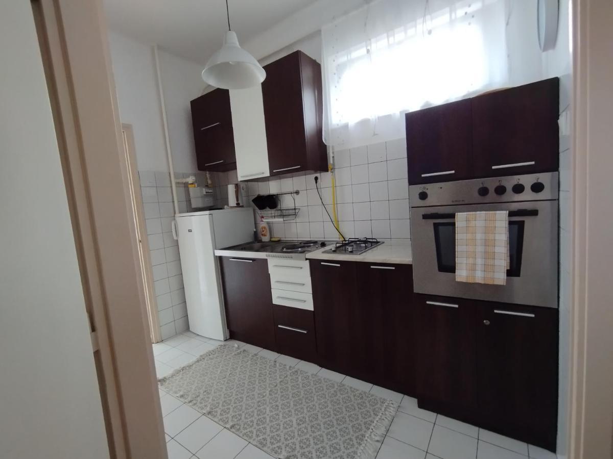 Appartamento Ildiko Apartman Hajdúszoboszló Esterno foto